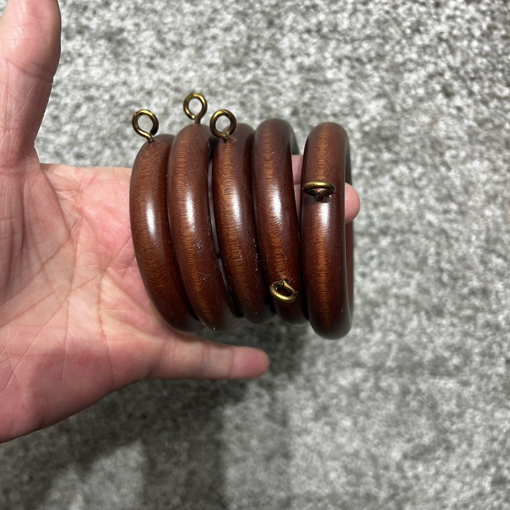 Lot Of 30 Vintage Large Wooden Curtain Drapery Rings Hooks Eye Screw Brown